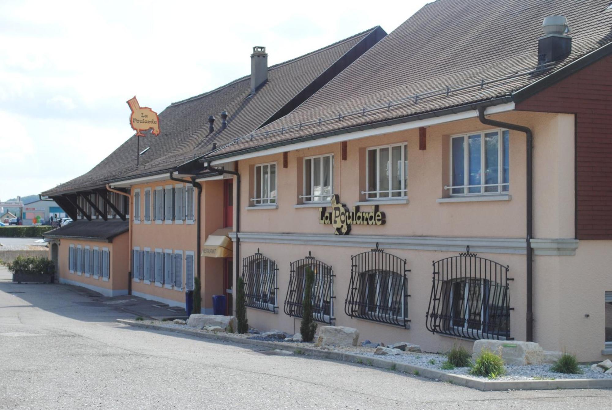 Motel - Hotel La Poularde Romont Eksteriør bilde