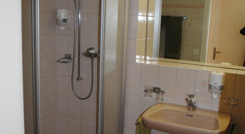 Motel - Hotel La Poularde Romont Rom bilde
