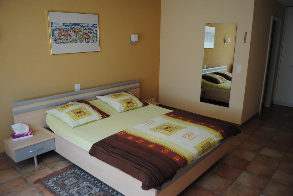 Motel - Hotel La Poularde Romont Eksteriør bilde